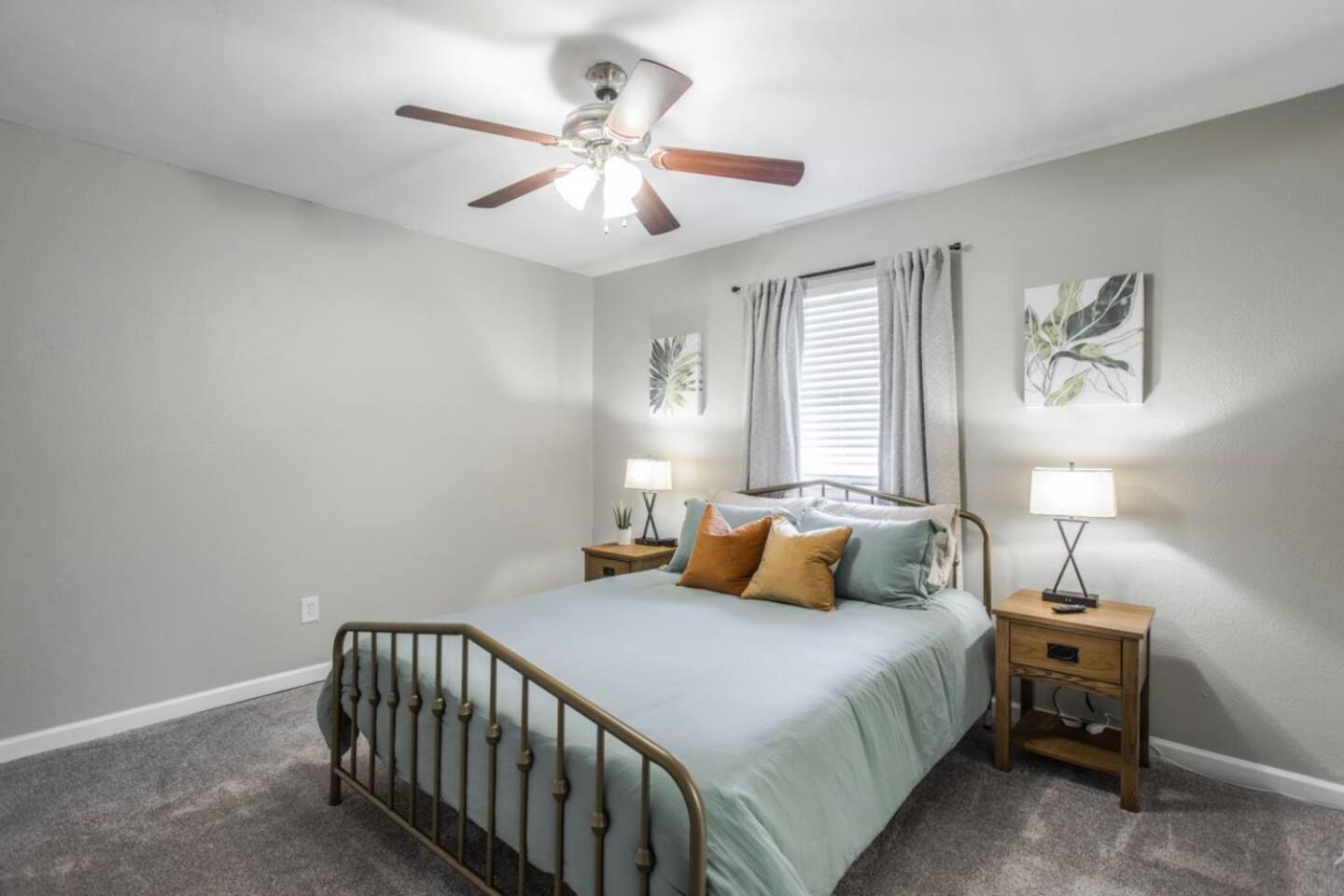 New Hummingbird Haven - Nw Okc, Billiards, Firepit Villa Оклахома Сити Екстериор снимка